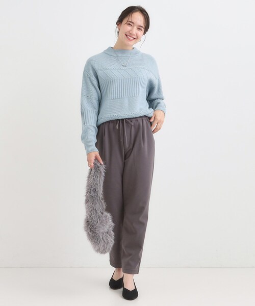 SHOO・LA・RUE(シューラルー)の「【洗濯機可/毛玉レス】1枚でサマ見え ミックスケーブル柄ニット(ニット/セーター・レディース・ネイビー/ダークブラウン/ライトブルー/オフホワイト・04/03/02/01)」の15枚目の写真