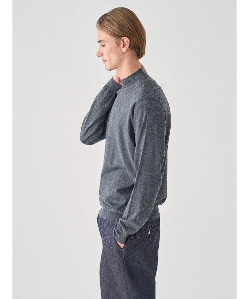 JOHN SMEDLEY（ジョンスメドレー）の「モックネック長袖ニットプルオーバー（ニット/セーター・メンズ・カーキ/ブラウン系その他/グレー系その他/ブラック/ブラウン系その他2/チャコールグレー/グレー/ブルー系その他/オレンジ/ダークグレー/グリーン/ベージュ系その他/ブラウン系その他3/レッド系その他/ホワイト/ダークネイビー/ブルー系その他4・S/XL/L/M）」の20枚目の写真