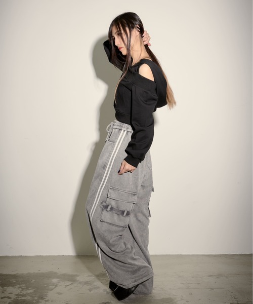 .KOM（ドットコム）の「『.KOM/ドットケーオーエム』ピグメント加工ワイドカーゴパンツ【CN】【Z】【Z】（カーゴパンツ・レディース・ブラック/グレー・FREE）」の7枚目の写真