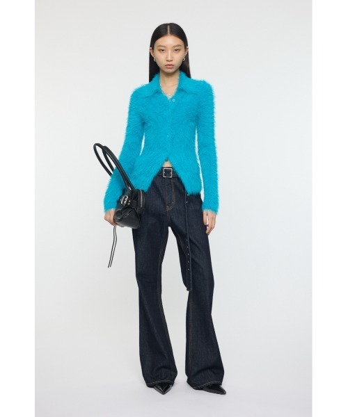 MOUSSY(マウジー)の「FEATHER LIKE KNIT シャツ(ニット/セーター・レディース・ダークネイビー/ライトベージュ/ブルー・1/2)」の5枚目の写真