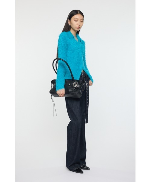 MOUSSY(マウジー)の「FEATHER LIKE KNIT シャツ(ニット/セーター・レディース・ダークネイビー/ライトベージュ/ブルー・1/2)」の6枚目の写真