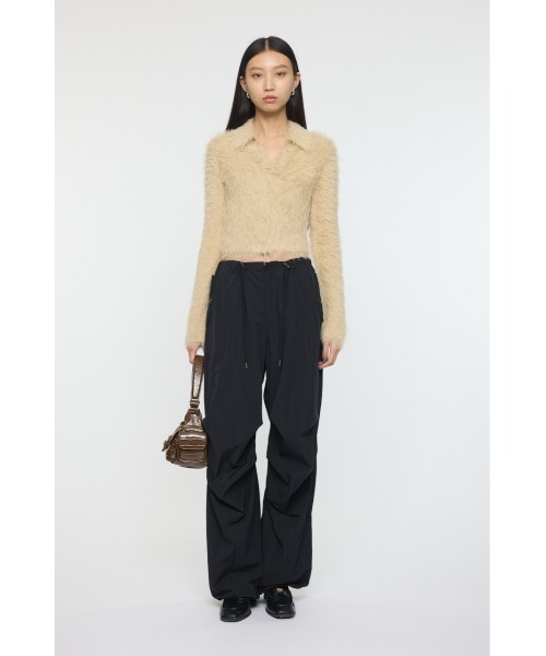 MOUSSY(マウジー)の「FEATHER LIKE KNIT シャツ(ニット/セーター・レディース・ダークネイビー/ライトベージュ/ブルー・1/2)」の14枚目の写真