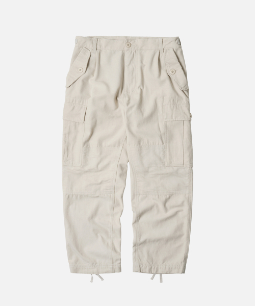 FRIZMWORKS(フリズムワークス)の「BACKSATIN M65 FIELD PANTS _ CREAM(その他パンツ・メンズ・その他・LARGE/X-LARGE/SMALL/MEDIUM)」の1枚目の写真