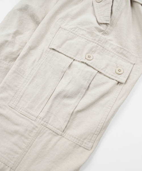 FRIZMWORKS(フリズムワークス)の「BACKSATIN M65 FIELD PANTS _ CREAM(その他パンツ・メンズ・その他・LARGE/X-LARGE/SMALL/MEDIUM)」の7枚目の写真