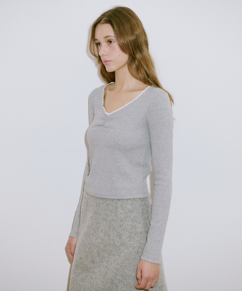 SINOON(シヌーン)の「Neck Lace T-Shirt (Melange Grey)(Tシャツ/カットソー・レディース・グレー・FREE)」の4枚目の写真