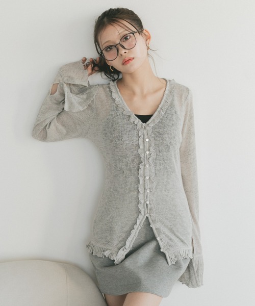 VANNIE U（ヴァニーユー）の「キャンディースリーブフリルシアートップス（Tシャツ/カットソー・レディース・グレー/アイボリー/ブラック・FREE）」の18枚目の写真