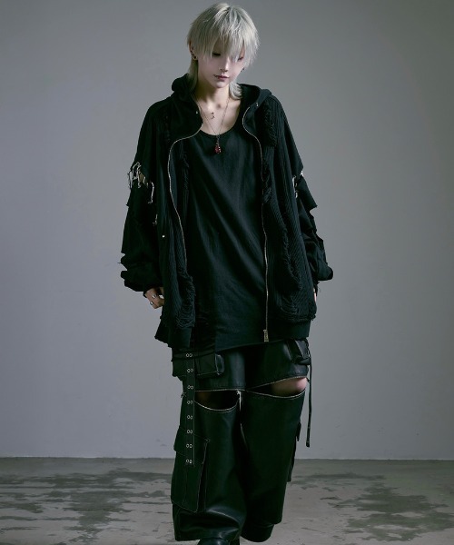 ililil（イルイルイル）の「『ililil/イルイルイル』崩壊世界で君臨する破戒ジップパーカー/全1色（パーカー・メンズ・ブラック・FREE）」の4枚目の写真