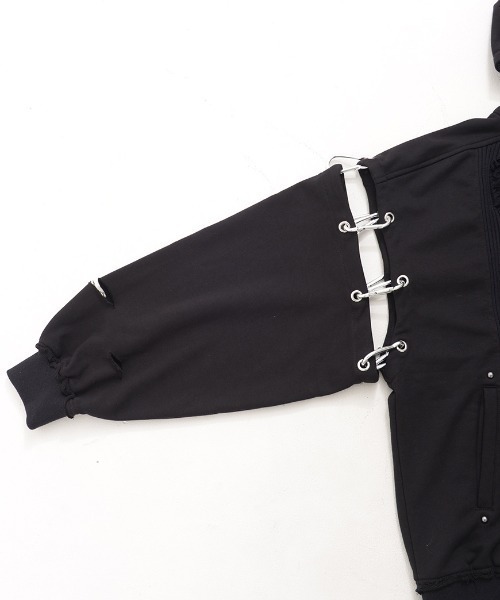 ililil（イルイルイル）の「『ililil/イルイルイル』崩壊世界で君臨する破戒ジップパーカー/全1色（パーカー・メンズ・ブラック・FREE）」の13枚目の写真