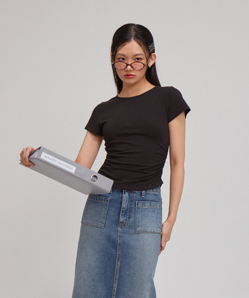 SALON DE YOHN(サロンドヨーン)の「Basic Shirring Short Sleeve T_ Black(Tシャツ/カットソー・レディース・その他・LARGE/SMALL/MEDIUM)」の3枚目の写真