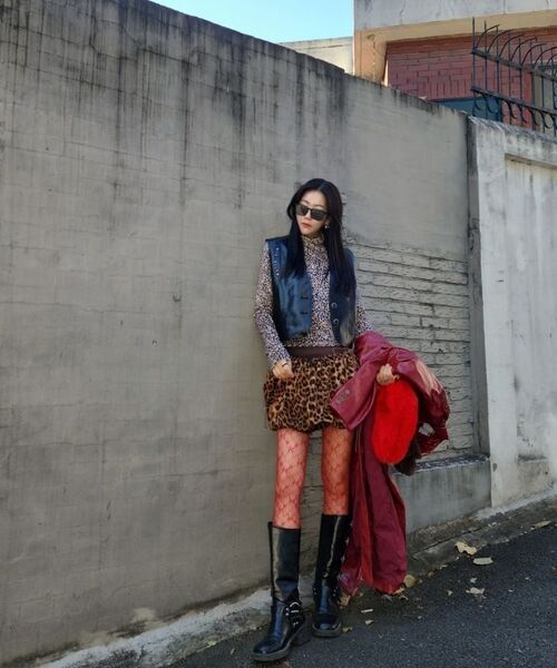 DEMARC(ドゥマーク)の「LEOPARD HIGH-NECK LONG SLEEVE TEE - Beige(Tシャツ/カットソー・レディース・その他・MEDIUM/LARGE)」の12枚目の写真