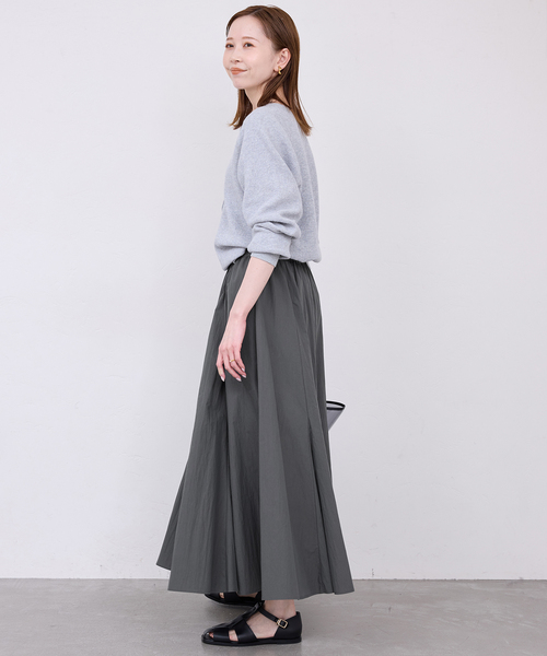 SLOBE IENA（スローブイエナ）の「切り替えボリュームスカート（スカート・レディース・ダークパープル/チャコールグレー・36/38）」の11枚目の写真