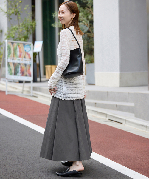 SLOBE IENA（スローブイエナ）の「切り替えボリュームスカート（スカート・レディース・ダークパープル/チャコールグレー・36/38）」の18枚目の写真