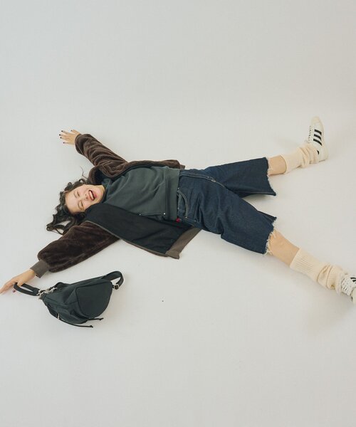 WHIMSIC（ウィムジック）の「【UNISEX/2サイズ展開】PIGMENT DYE STUDS SWEAT P/O（Tシャツ/カットソー・レディース・ブラウン/チャコールグレー・1/2）」の16枚目の写真