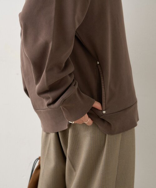 WHIMSIC（ウィムジック）の「【UNISEX/2サイズ展開】PIGMENT DYE STUDS SWEAT P/O（Tシャツ/カットソー・レディース・ブラウン/チャコールグレー・1/2）」の21枚目の写真