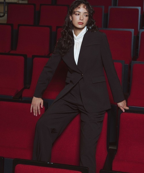 Callarus（カラルス）の「＜単品＞ストレッチノーカラーヨークデザインジャケット〔Callarus〕（ノーカラージャケット・レディース・ブラック/グレー・S/M/L/LL/3L）」の14枚目の写真