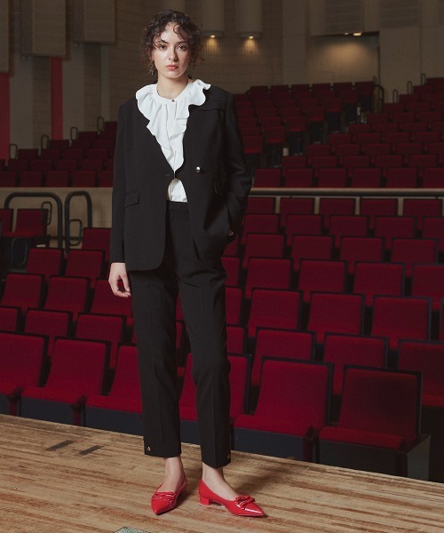 Callarus（カラルス）の「＜単品＞ストレッチノーカラーヨークデザインジャケット〔Callarus〕（ノーカラージャケット・レディース・ブラック/グレー・S/M/L/LL/3L）」の20枚目の写真