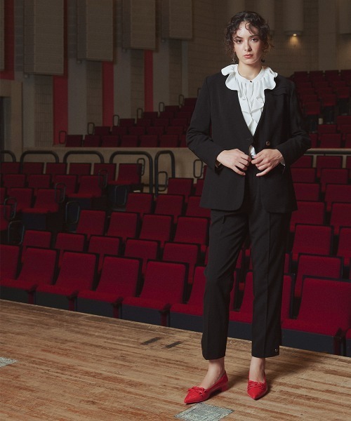 Callarus（カラルス）の「＜単品＞ストレッチノーカラーヨークデザインジャケット〔Callarus〕（ノーカラージャケット・レディース・ブラック/グレー・S/M/L/LL/3L）」の22枚目の写真