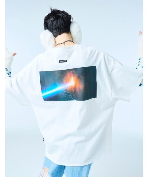 Little sunny bite（リトルサニーバイト）の「【Little sunny bite】stranger things x little sunny bite demogorgon tee（Tシャツ/カットソー・レディース・ブラック/ホワイト/ピンク・MEDIUM/SMALL）」の5枚目の写真