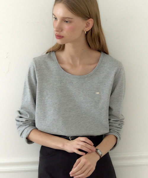 OURHOPE(アワーホープ)の「ロゴシルキーUネックスリーブTシャツ - メランジグレー(Tシャツ/カットソー・レディース・ライトグレー・1(S)/2(M))」の2枚目の写真