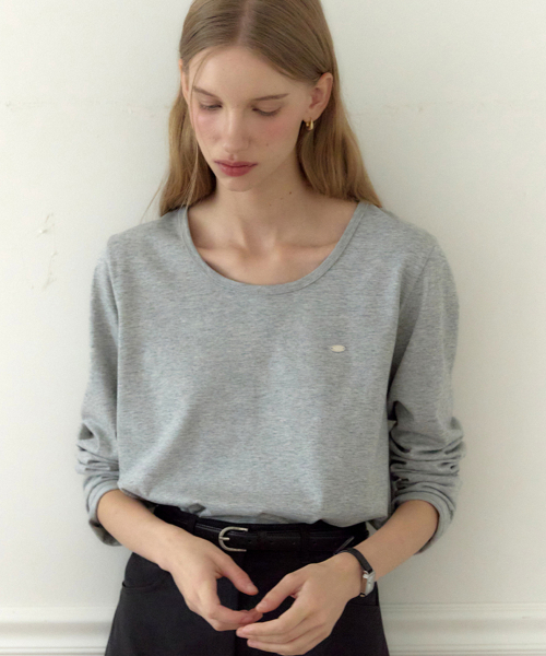 OURHOPE(アワーホープ)の「ロゴシルキーUネックスリーブTシャツ - メランジグレー(Tシャツ/カットソー・レディース・ライトグレー・1(S)/2(M))」の3枚目の写真