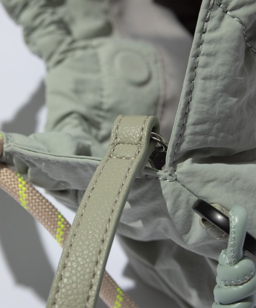 F/CE. (エフシーイー)の「F/CE. PAPER NYLON HANDLE BAG / エフシーイー ペーパーナイロン ハンドルバッグ(トートバッグ・レディース・ブラック/グリーン系その他・FREE)」の7枚目の写真