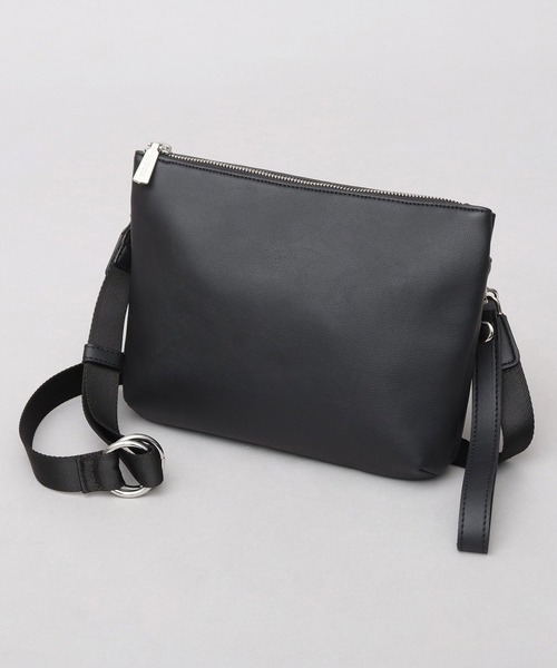 REGiSTA（レジスタ）の「スプリットレザー（牛床革） ダブル丸カン 2WAY ショルダーバッグ クラッチバッグ 冠婚葬祭バッグ（クラッチバッグ・メンズ・ブラック・FREE）」の2枚目の写真