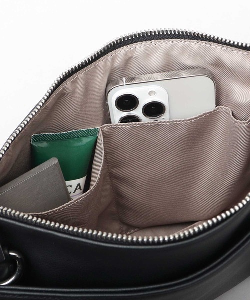 REGiSTA（レジスタ）の「スプリットレザー（牛床革） ダブル丸カン 2WAY ショルダーバッグ クラッチバッグ 冠婚葬祭バッグ（クラッチバッグ・メンズ・ブラック・FREE）」の11枚目の写真