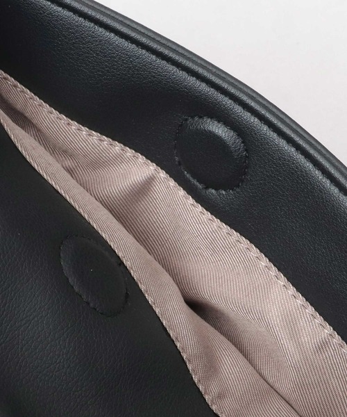 REGiSTA（レジスタ）の「スプリットレザー（牛床革） ダブル丸カン 2WAY ショルダーバッグ クラッチバッグ 冠婚葬祭バッグ（クラッチバッグ・メンズ・ブラック・FREE）」の13枚目の写真