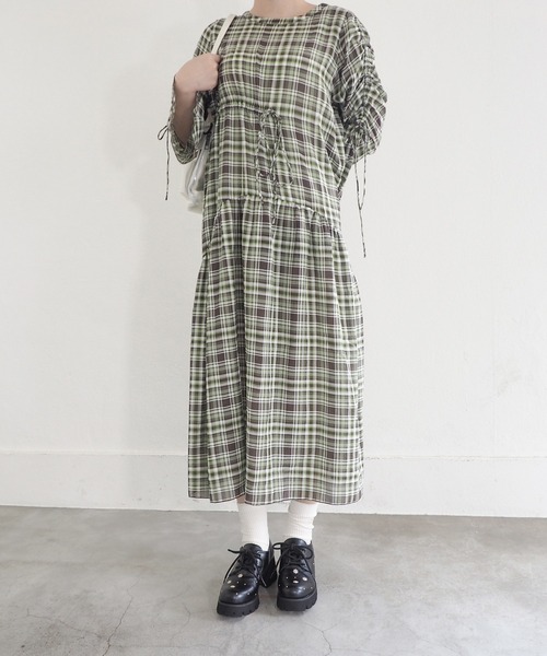 byあしながおじさん(バイアシナガオジサン)の「軽量|フラワー刺繍マニッシュ 8990045(ドレスシューズ・レディース・オフホワイト/ブラック・S/M/L/LL)」の21枚目の写真