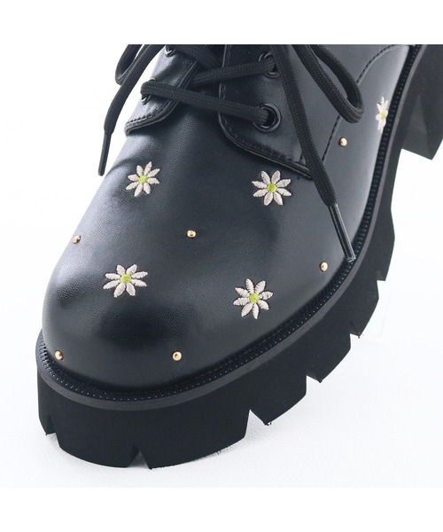 byあしながおじさん(バイアシナガオジサン)の「軽量|フラワー刺繍マニッシュ 8990045(ドレスシューズ・レディース・オフホワイト/ブラック・S/M/L/LL)」の9枚目の写真