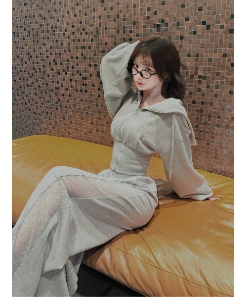 Darich（ダーリッチ）の「カラーラメスウェットバレルパンツ（その他パンツ・レディース・グレー/サックスブルー/ホワイト/ピンク/イエロー・FREE）」の9枚目の写真