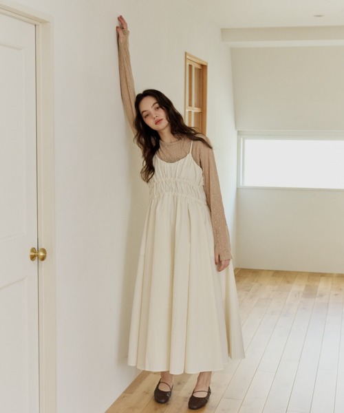 OLUN(オルン)の「volume cami onepiece/ボリュームキャミワンピース(ワンピース・レディース・レモンイエロー/アイボリー/ブラック/ベージュ・SMALL/MEDIUM)」の7枚目の写真