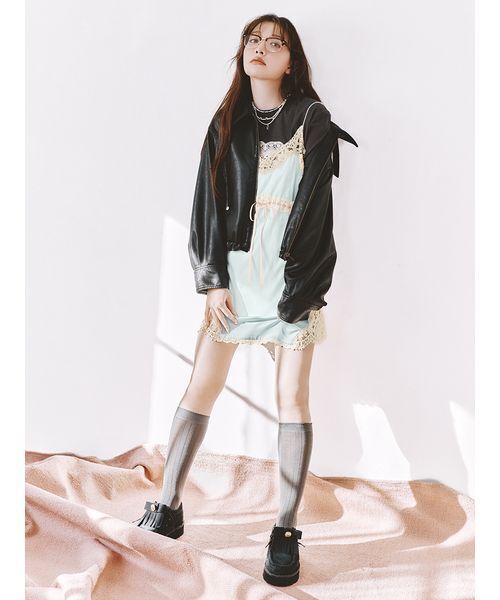 LILY BROWN(リリーブラウン)の「ハートモチーフプリントTシャツ(Tシャツ/カットソー・レディース・ホワイト/ライム/チャコールグレー・F)」の5枚目の写真