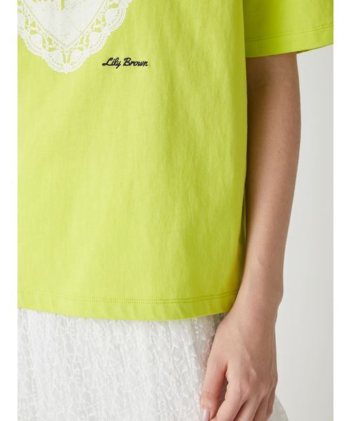 LILY BROWN(リリーブラウン)の「ハートモチーフプリントTシャツ(Tシャツ/カットソー・レディース・ホワイト/ライム/チャコールグレー・F)」の12枚目の写真