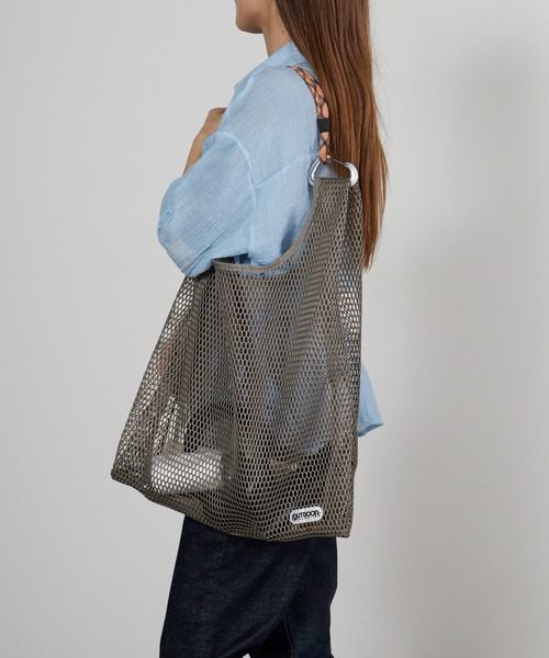 OUTDOOR PRODUCTS(アウトドアプロダクツ)の「OUTDOOR PRODUCTS/アウトドアプロダクツ MESH SHOPPER(M) トートバッグ 秋 秋服 2026年秋冬(トートバッグ・レディース・ホワイト/ブラック/グレー・FREE)」の21枚目の写真