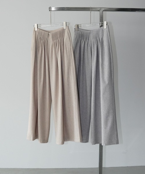 chuclla(チュクラ)の「タックプリーツ ワイドパンツ chw26s074(その他パンツ・レディース・ベージュ/グレー・M/L)」の11枚目の写真