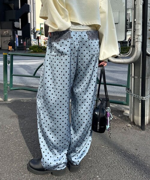 CIAOPANIC（チャオパニック）の「レースポケットドットサテンカーブパンツ（その他パンツ・レディース・グレー/アイボリー/ブラック・0/1）」の3枚目の写真