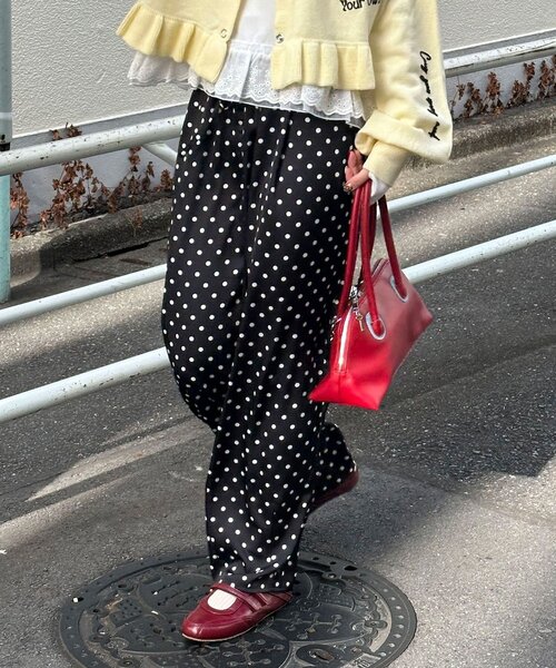 CIAOPANIC（チャオパニック）の「レースポケットドットサテンカーブパンツ（その他パンツ・レディース・グレー/アイボリー/ブラック・0/1）」の7枚目の写真