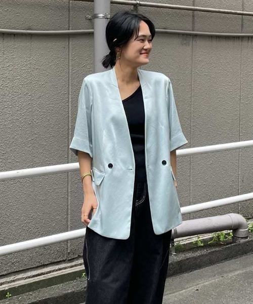 MIESROHE(ミースロエ)の「ヴィンテージサテンハーフスリーブジャケット(テーラードジャケット・レディース・アイボリー/ブラック/ミント・0/1)」の3枚目の写真