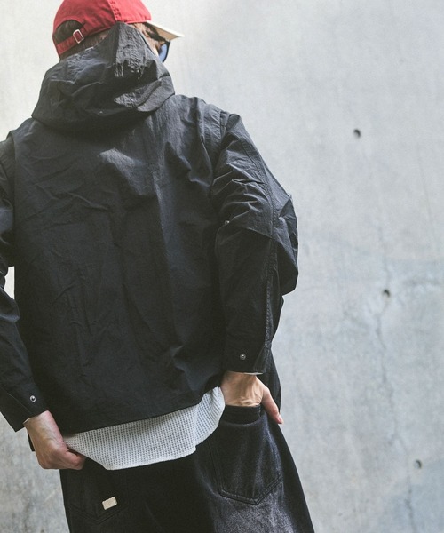 niko and...（ニコアンド）の「2WAYジップパーカー（ナイロンジャケット・メンズ・ブラック/ライトグレー・MEDIUM/BIG(L)）」の22枚目の写真