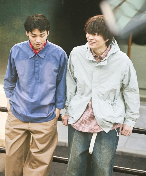 niko and...（ニコアンド）の「2WAYジップパーカー（ナイロンジャケット・メンズ・ブラック/ライトグレー・MEDIUM/BIG(L)）」の5枚目の写真