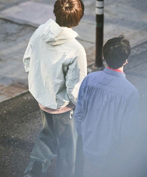 niko and...（ニコアンド）の「2WAYジップパーカー（ナイロンジャケット・メンズ・ブラック/ライトグレー・MEDIUM/BIG(L)）」の7枚目の写真