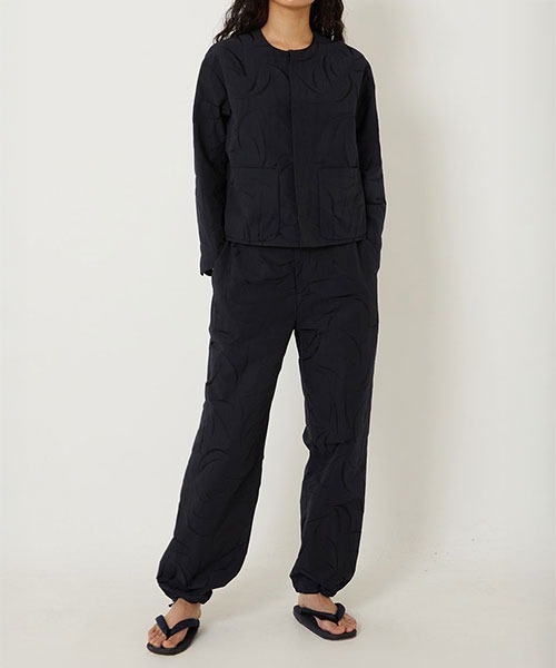 BLUE BLUE JAPAN(ブルーブルージャパン)の「タテメブキ ワイドストレートパンツ ウィメンズ(その他パンツ・レディース・ダークネイビー・ONE)」の8枚目の写真
