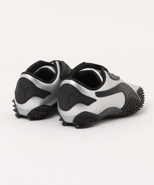 PUMA（プーマ）の「MOSTRO METAL 403188-01（スニーカー・レディース・シルバー・25cm/23cm/23.5cm/24.5cm/24cm）」の2枚目の写真