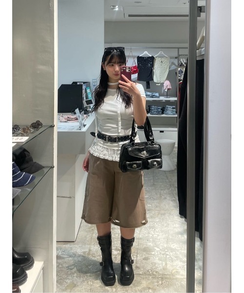 SLY(スライ)の「TIE FRILL GATHER TOPS タイフリルギャザートップス 春服 夏服(Tシャツ/カットソー・レディース・ブラック/ホワイト・FREE)」の17枚目の写真