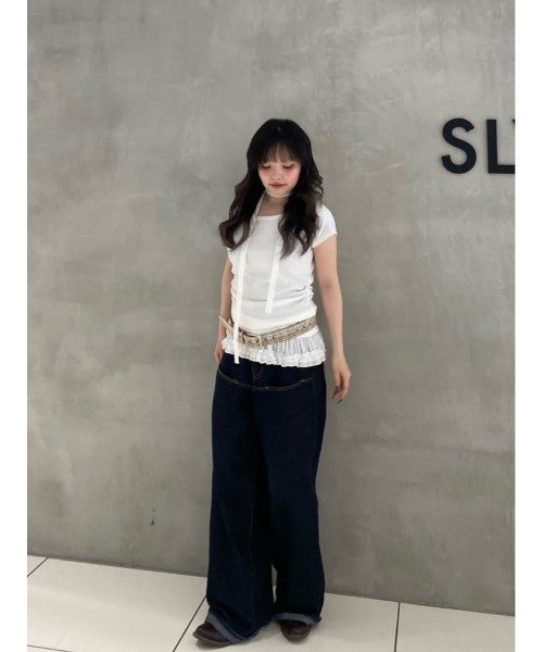 SLY(スライ)の「TIE FRILL GATHER TOPS タイフリルギャザートップス 春服 夏服(Tシャツ/カットソー・レディース・ブラック/ホワイト・FREE)」の18枚目の写真