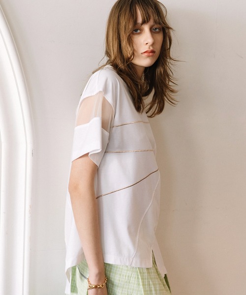 AULA AILA(アウラアイラ)の「シアーレイヤードエンブロイダリーラインTシャツ(Tシャツ/カットソー・レディース・レッド/オフホワイト/ブラック・0)」の7枚目の写真