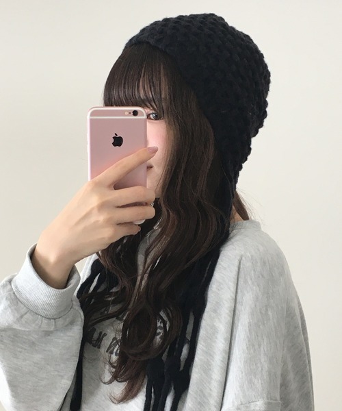 FUNALIVE（ファンアライブ）の「HUASHENG(ピーナッツ）織りチロリアン風ニット帽子（ニットキャップ/ビーニー・レディース・ベージュ/ブラック/レッド・FREE）」の7枚目の写真