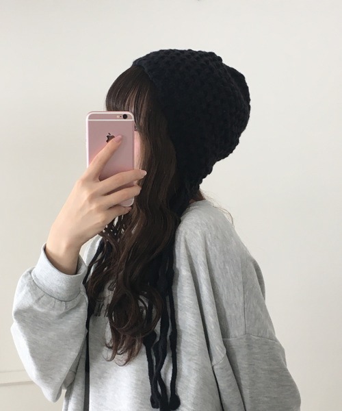 FUNALIVE（ファンアライブ）の「HUASHENG(ピーナッツ）織りチロリアン風ニット帽子（ニットキャップ/ビーニー・レディース・ベージュ/ブラック/レッド・FREE）」の8枚目の写真