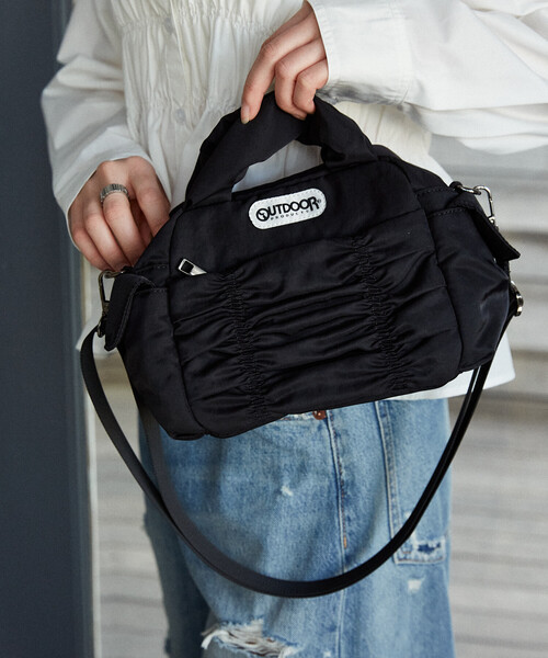 OUTDOOR PRODUCTS(アウトドアプロダクツ)の「【待望の再入荷!】OUTDOOR PRODUCTS × PUBLUX/アウトドアプロダクツ <別注カラーあり> シャーリング ショルダーバッグ 限定展開(ショルダーバッグ・レディース・ブラック/オフホワイト/ブラウン・ONE SIZE)」の6枚目の写真